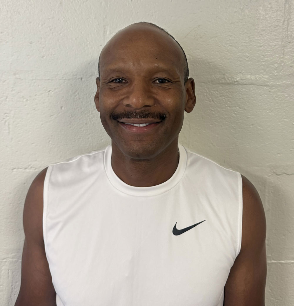 Julien-DeLaine,-Senior-Coach